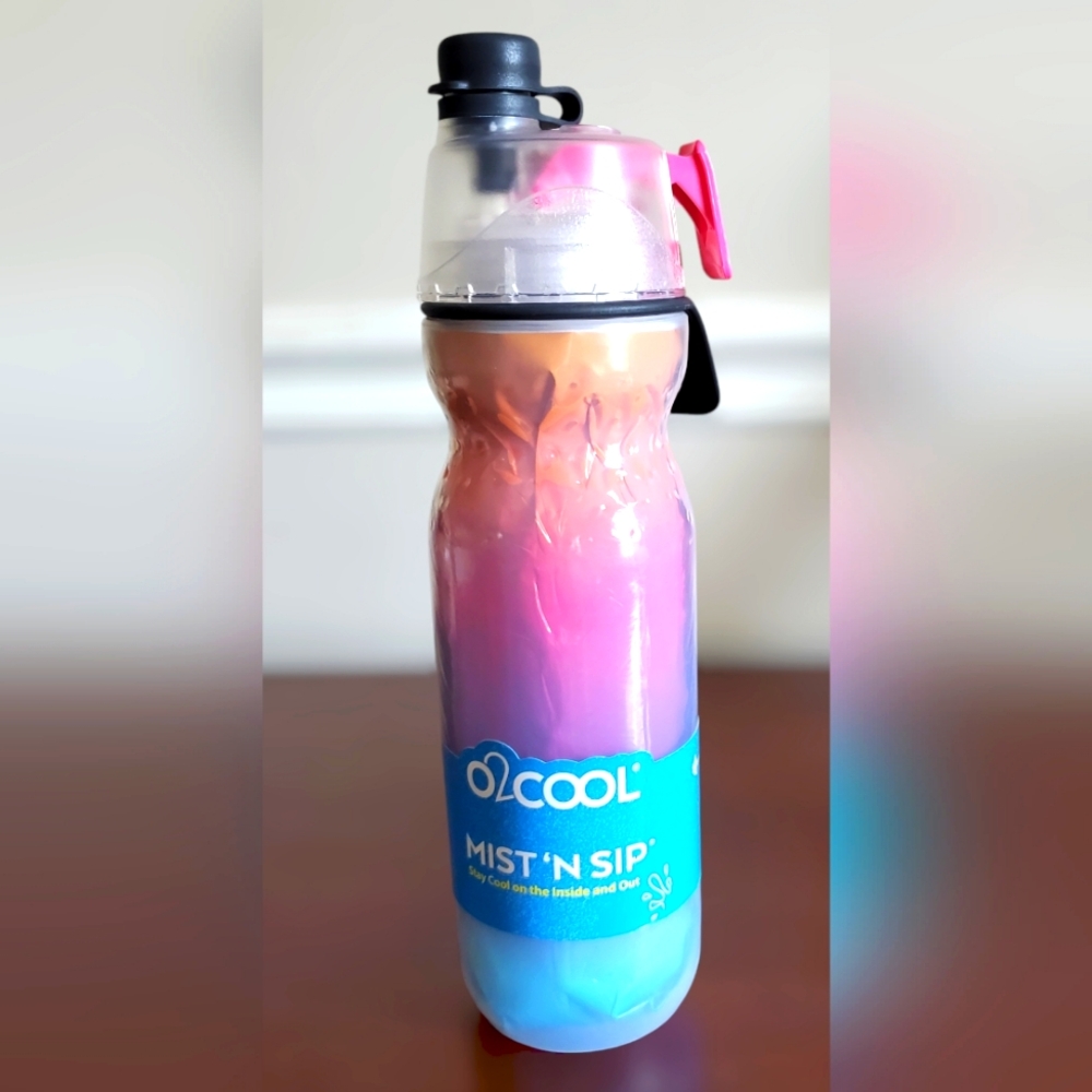 02Cool Mist N Sip Water Bottle NEW‎ Pink, Orange, and Blue 20oz
